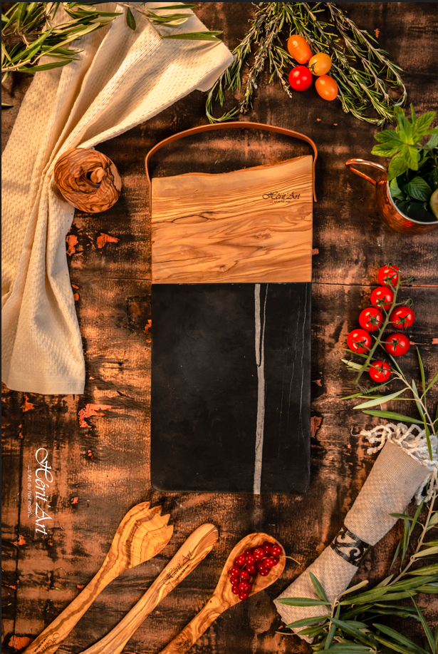 Planche apéritive "Montmartre" en bois d'olivier et marbre noir